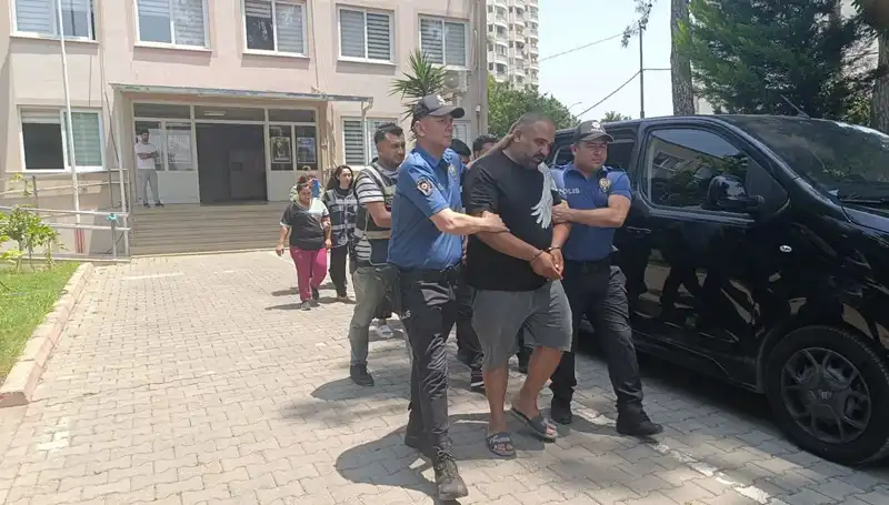 Adana'da Dolandırıcılık Çetesi Çökertildi: 4 Tutuklama Şoku!