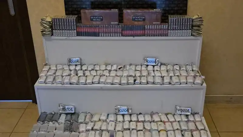 Gümrük Kaçağı Sigara Operasyonu: Yüzlerce Paket Ele Geçirildi!
