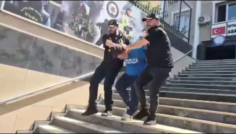 Ümraniye'de 600 Bin Liralık Gasp: Sinema Gibi Takip ve Yakalama!