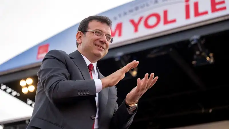 Ekrem İmamoğlu, Başsavcıya Tehdit Davasından Dolayı Mahkeme Önünde
