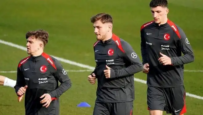 Galatasaray, Fenerbahçe ile Anılan Milli Yıldız İle Anlaştı!