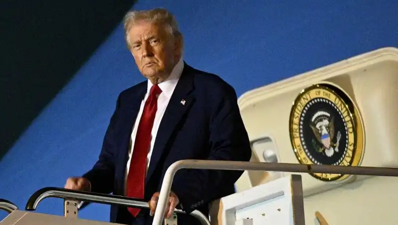 Trump, Lahey’deki NATO Zirvesi’nde Stratejik Hamleler İçin Buluşuyor
