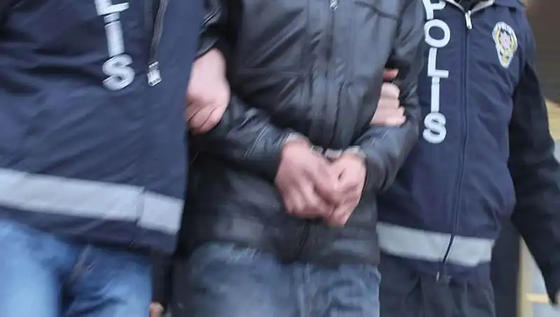 Erzincan'da Uyuşturucu Ticareti Operasyonu: Tutuklamalar Gündemde!