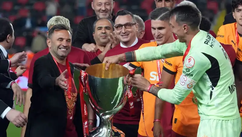 Okan Buruk'tan Galatasaray İçin Sürpriz Hedef Açıklaması!