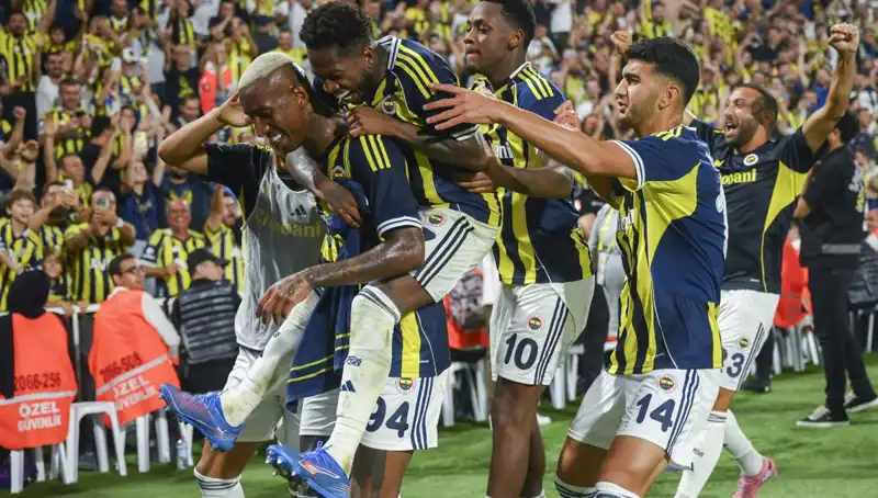 Fenerbahçe’ye Yaz Transfer Döneminde Tarihi Gelir: Turizm Rüzgarı Esti
