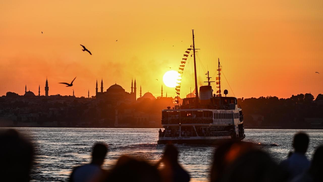 Türkiye Turizm Gelirinde Rekor Kırdı!