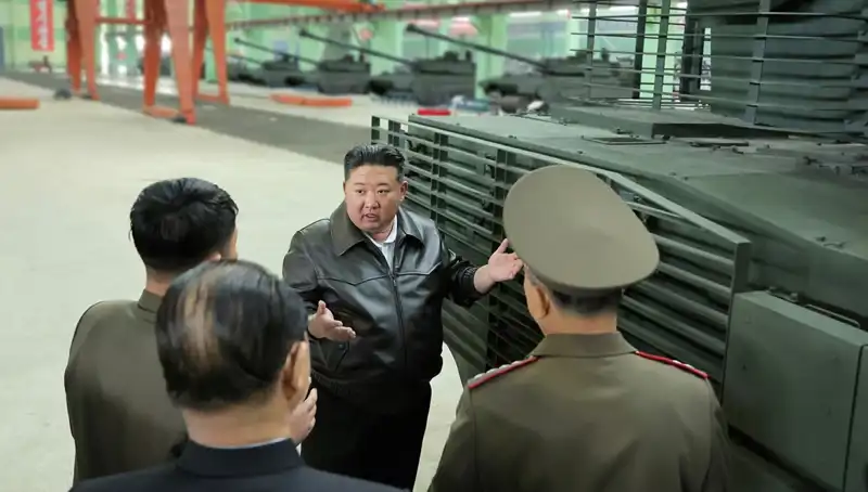 Kuzey Kore Lideri Kim Jong-un'dan "Modern Savaş" Çağrısı: Ekonomik Güç ve Üretim Vurgusu