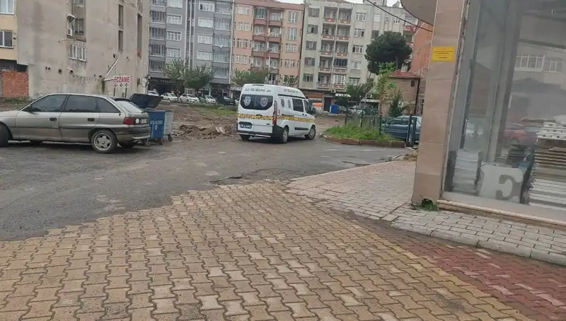 4'üncü Kattan Düşen Kadın Yaşama Tutunma Mücadelesi Veriyor