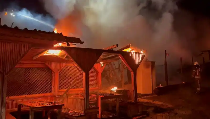 Şile'de Altı Gözleme Restoranı Yangınla Küllere Döndü!