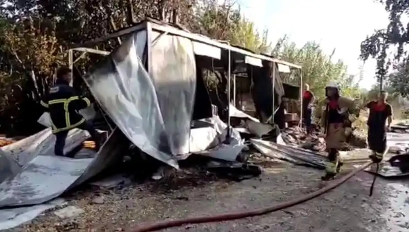 Hatay'da Meydana Gelen Konteyner Yangını, Büyük Bir Hasara Yol Açtı