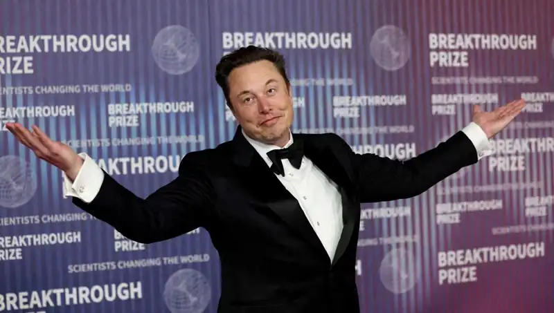Elon Musk, X'ten Yeni Mesajlaşma Uygulamasını Duyurdu: Flört Sitesi Olacak mı?