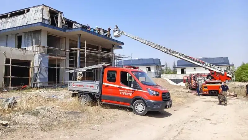 Ankara Gölbaşı'ndaki Villalarda Korkutan Yangın: Neler Yaşandı?