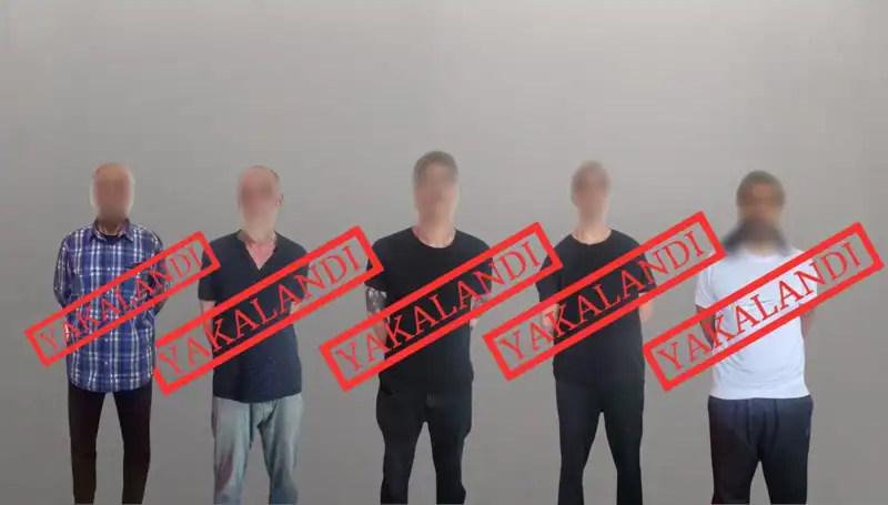 Kırmızı Bültenle Aranan Suçlular Türkiye'ye İade Edildi: Olay Ne Anlama Geliyor?