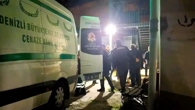 Besiciden Korkunç Kaza: Yem Karma Makinesine Düşerek Hayatını Kaybetti