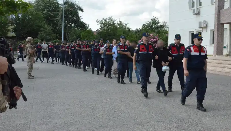 Hacizli Araçları Yeniden Dizayn Edip Satımını Yapan Çete Çökertildi