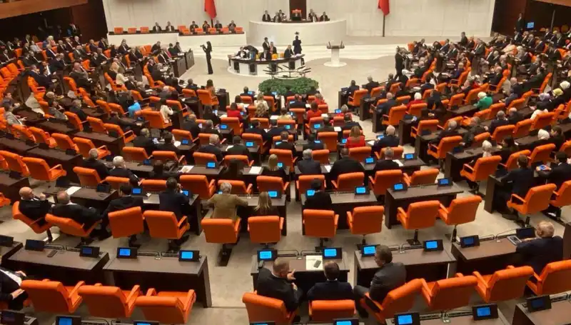 TBMM Komisyonları Tatil Yapmadan Çalışmalara Devam Ediyor