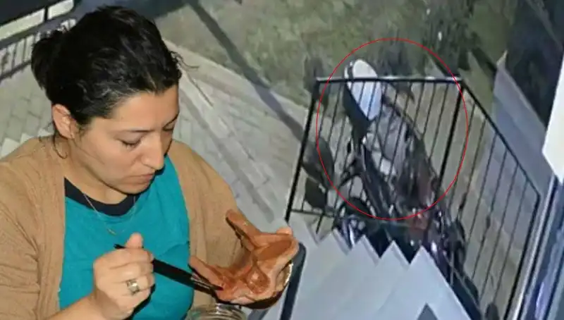 5. Kattan Düşen Genç Kadının Ölümü: Şüpheli İntihar mı, Kaza mı?