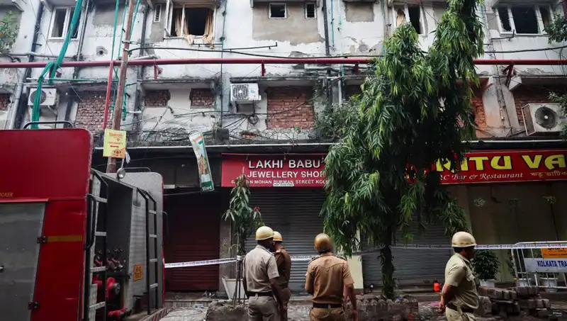 Hindistan’da Otel Yangını Faciası: 15 Kişi Hayatını Kaybetti