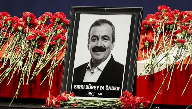 Meclis'te Sırrı Süreyya Önder Anması: Demokrasi İçin Bir Özgürlük Sesi