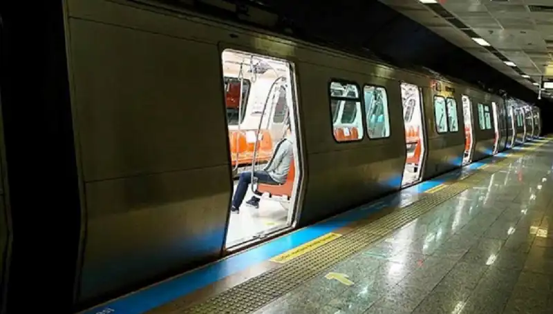 İstanbul’da Metro Hattında Kapatılan Duraklar: Yolcu Seyahatleri Etkilenecek