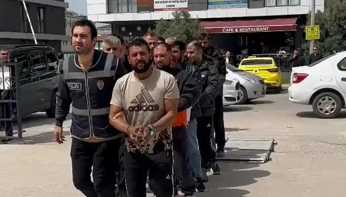 Edirne'de Eş Zamanlı Operasyon: Yedinci Firari'nin Peşine Düştü!