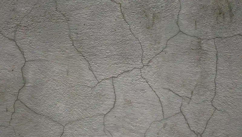 Çatlakları Kendi Kendine Onaran Canlı Beton: İnşaatın Geleceği